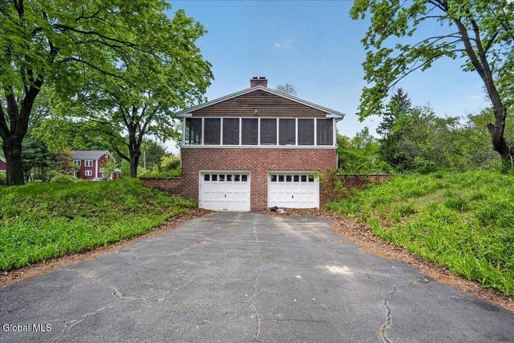 6 Cherrywood Terrace, Latham, NY, photo 5