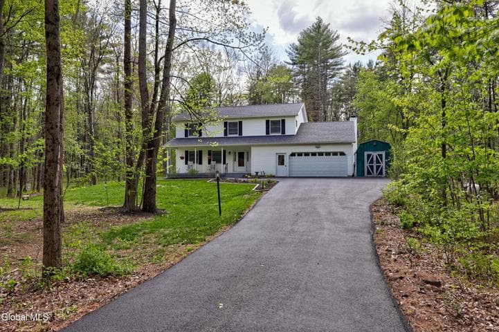 6 Pinebrook Drive, Milton, NY, photo 1