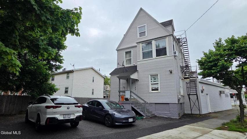 404 Delaware Avenue, Albany, NY