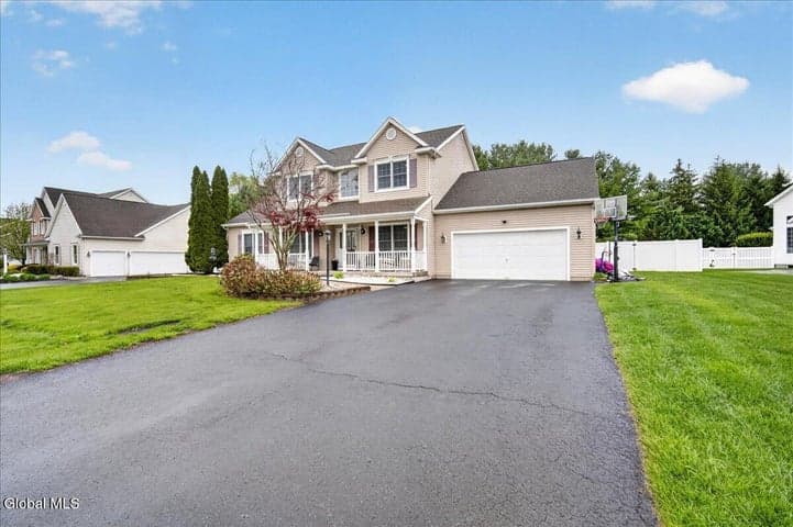 2015 Dobie Lane, Guilderland, NY, photo 3