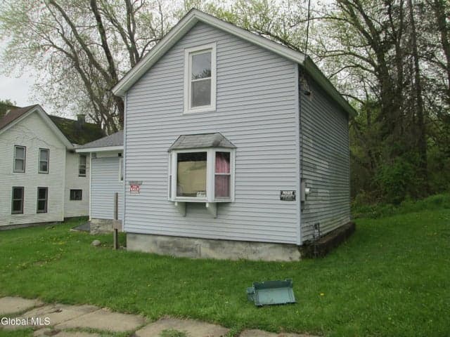 15 Wilson Street, Gloversville, NY, photo 2