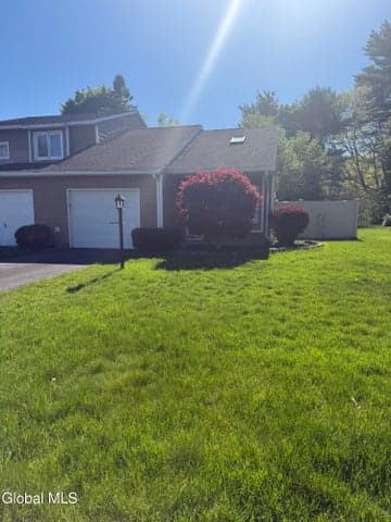 2050 Rosedale Way, Guilderland, NY, photo 1