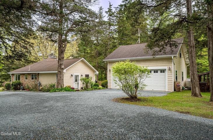 431 Onesquethaw Creek Road, New Scotland, NY, photo 1