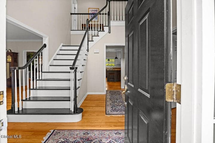 7 Deep Woods Drive, Latham, NY, photo 4