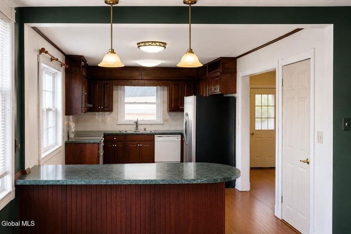 74 James Street, Amsterdam, NY, photo 5