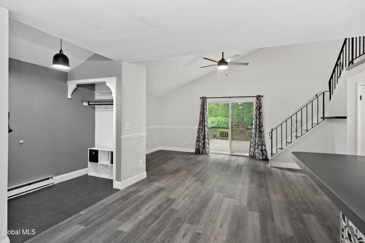 113 Arrow Wood Place, Malta, NY, photo 3