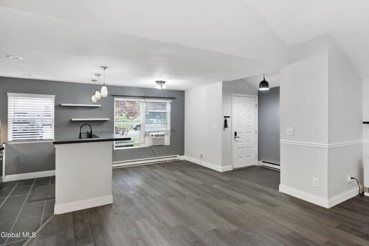 113 Arrow Wood Place, Malta, NY, photo 5