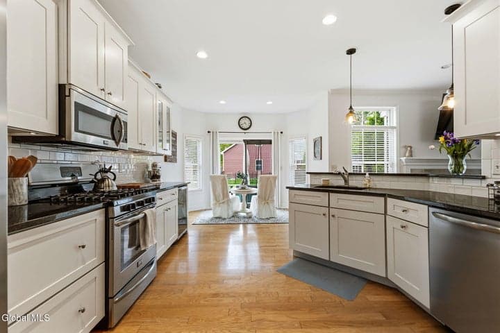 2 Knox Lane, Glens Falls, NY, photo 3