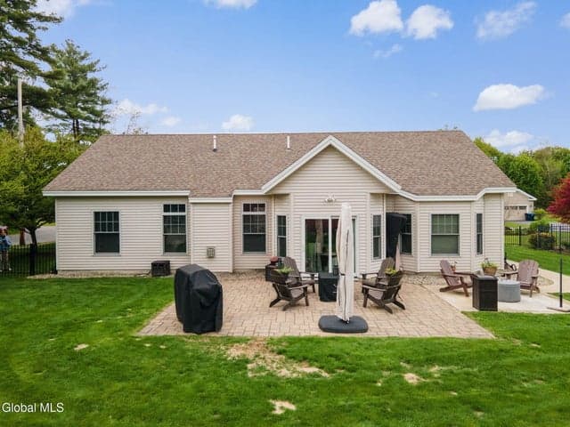2 Knox Lane, Glens Falls, NY, photo 2
