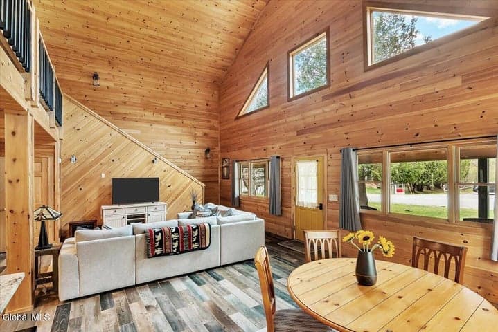 8 Red Wing Road, Horicon, NY, photo 5
