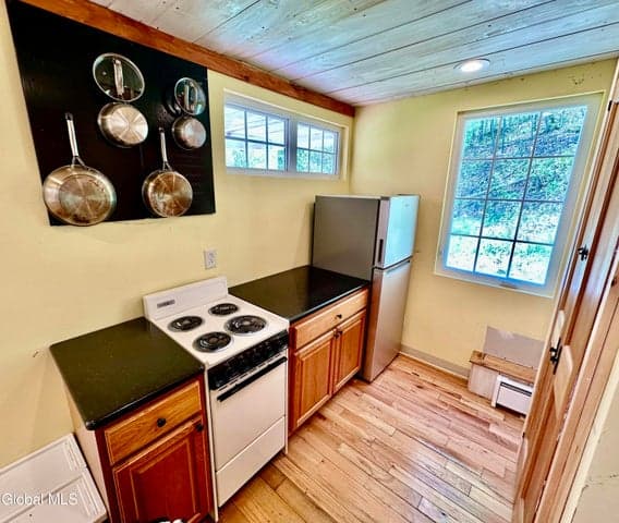 44 Darfler Lane, Granville, NY, photo 3