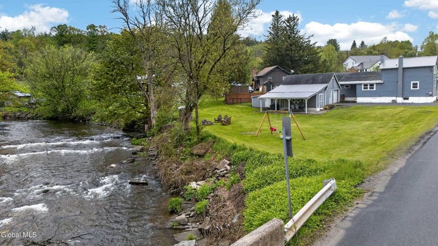 114 Woods Road, Ephratah, NY, photo 4