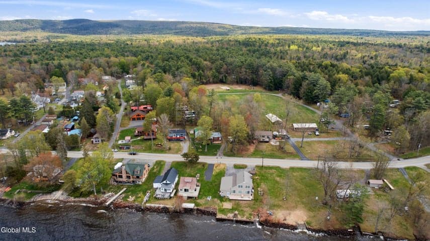 1380 County Highway 110, Broadalbin, NY