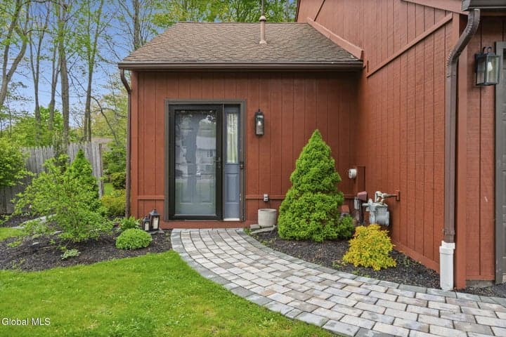 23B Woodcliffe Drive #23b, Clifton Park, NY, photo 3