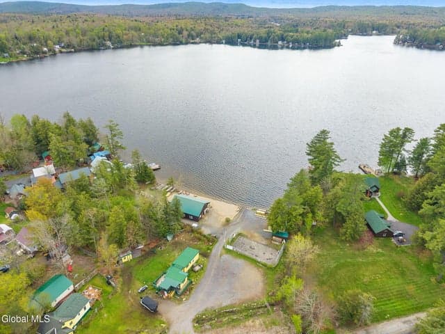 142 1st Avenue, Caroga Lake, NY, photo 2