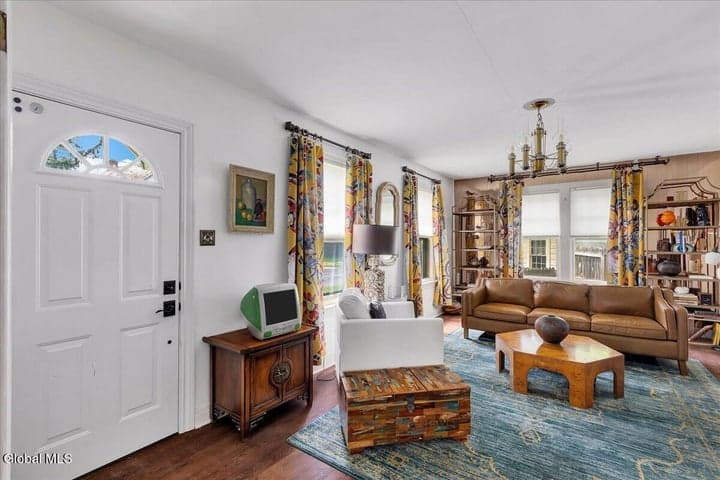 210 Lincoln Street, Scotia, NY, photo 3