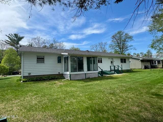 24 Links Avenue, Hadley, NY, photo 4