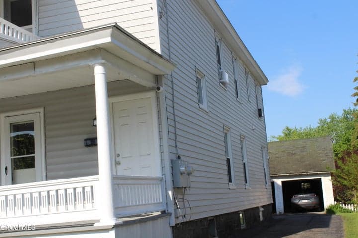 133 Kingsboro Avenue, Gloversville, NY, photo 4