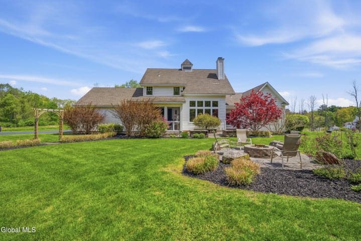 13 Saratoga Farm Road, Malta, NY, photo 5