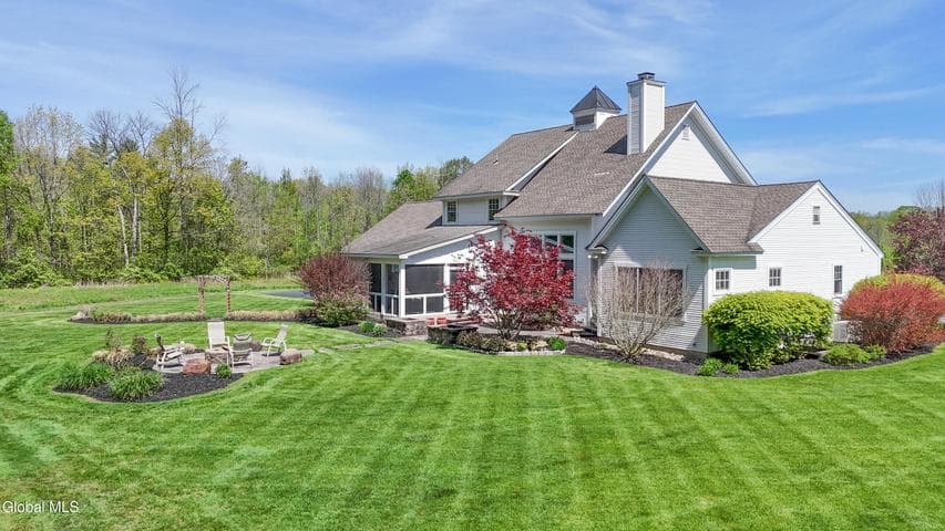 13 Saratoga Farm Road, Malta, NY, photo 4