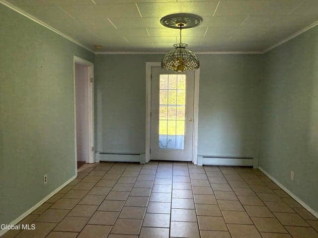 18 Bellevue Avenue, Gloversville, NY, photo 5