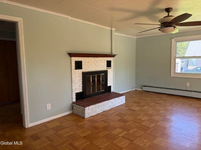 18 Bellevue Avenue, Gloversville, NY, photo 3