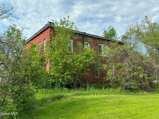 33 River Road, Hoosick Falls, NY, photo 4