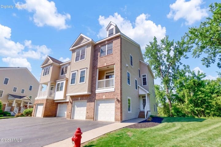 14203 Admirals Walk Drive, Cohoes, NY, photo 1