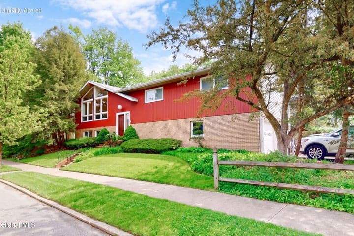 393 W Lawrence Street, Albany, NY, photo 1