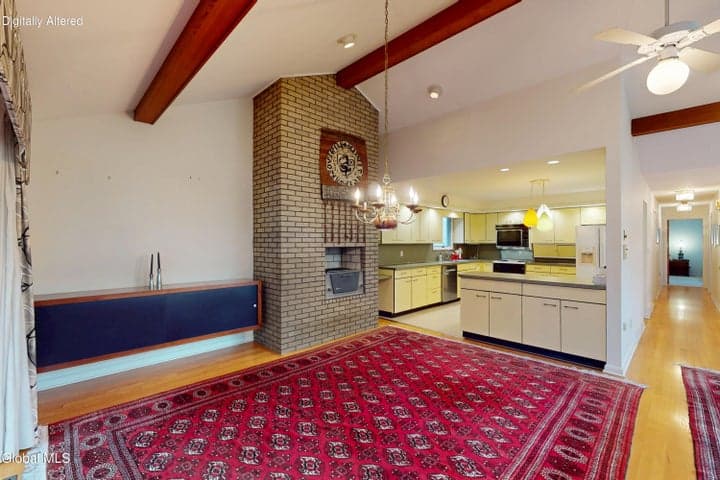 393 W Lawrence Street, Albany, NY, photo 5
