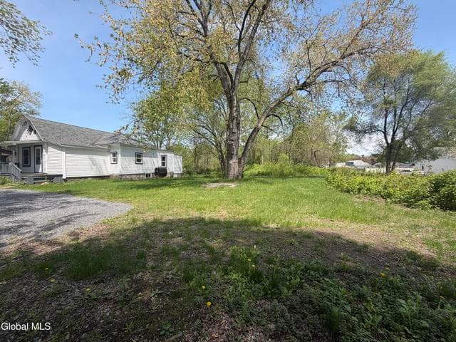 213 Sherman Avenue, Queensbury, NY, photo 2
