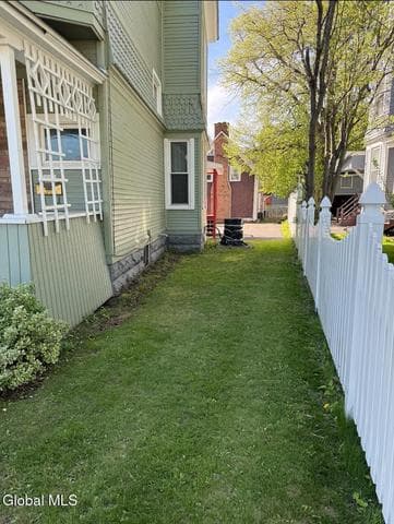160 Market Street, Amsterdam, NY, photo 5