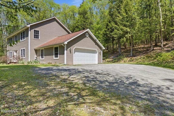 674 Momrow Road, Sand Lake, NY, photo 2