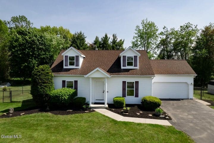 420 Helderview Drive, Altamont, NY, photo 1