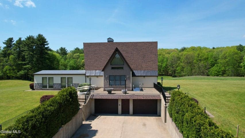 19 Polk Way, Poestenkill, NY, photo 2