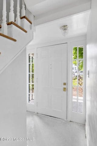 979 Washington Avenue, Albany, NY, photo 3