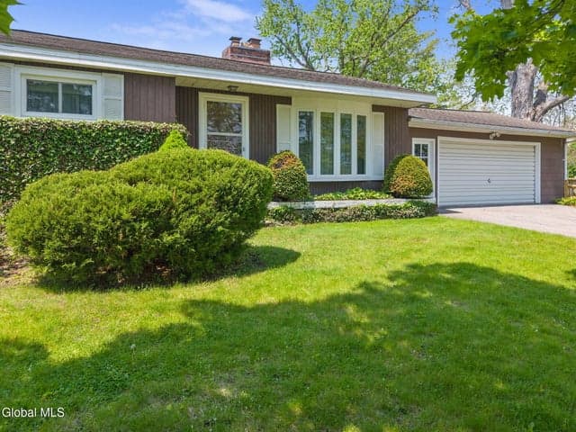 100 Genesee Street, Johnstown, NY, photo 4