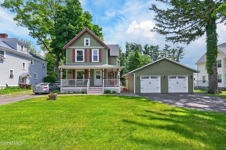 38 Elsmere Avenue, Delmar, NY, photo 2