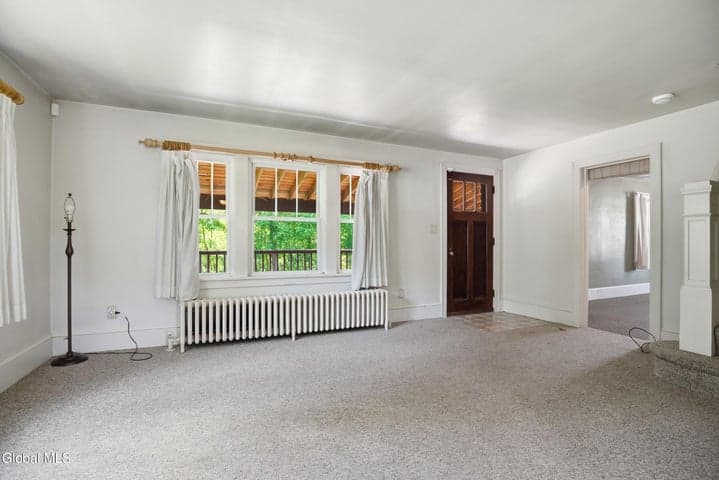 4 Tyler Way, Sand Lake, NY, photo 4