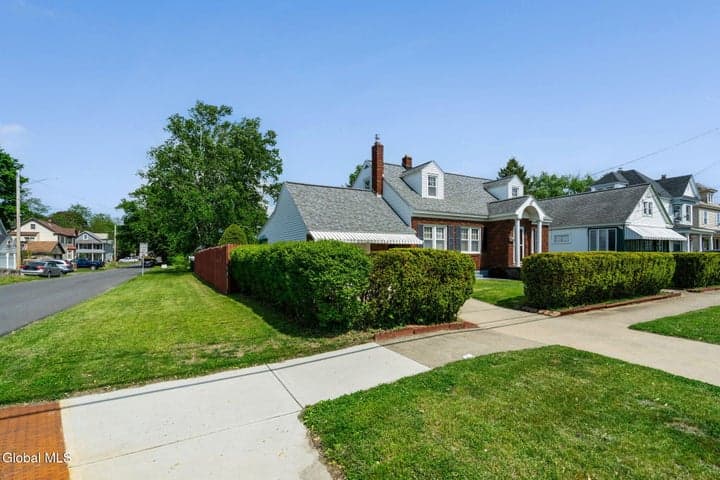 905 Vischer Avenue, Rotterdam, NY, photo 2