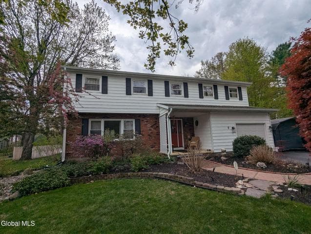 9 Hopeful Lane, Wilton, NY, photo 1