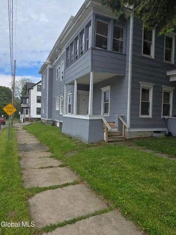 110 Broad Street, Gloversville, NY, photo 2