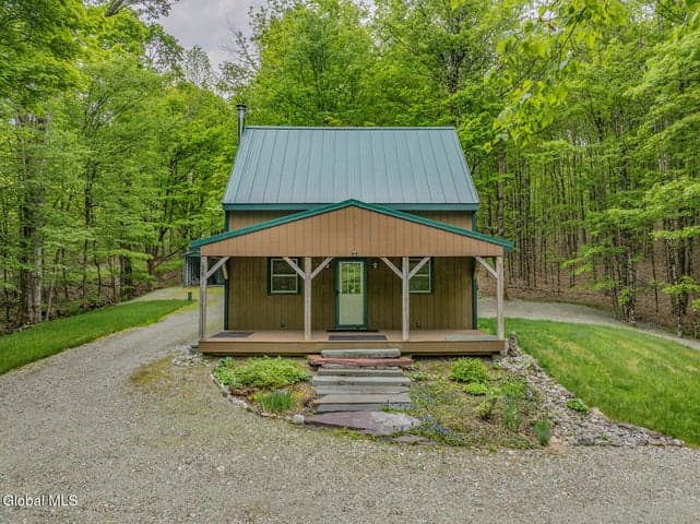 56 Koster Way, Hebron, NY, photo 5