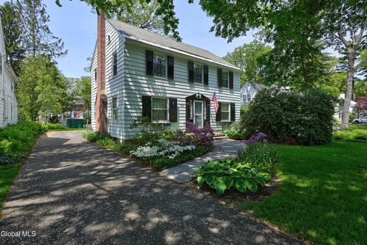 1555 Dean Street, Niskayuna, NY, photo 2
