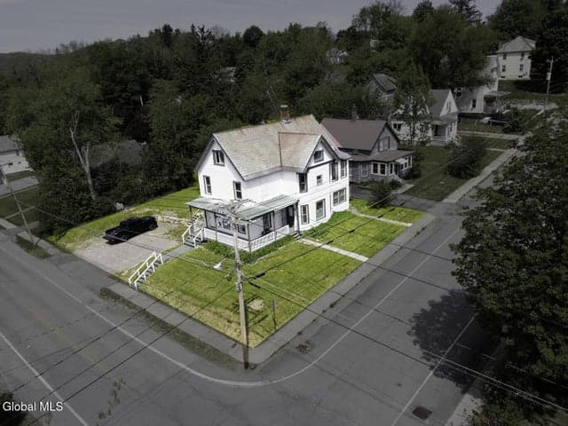 3 Park Avenue, Ticonderoga, NY, photo 1