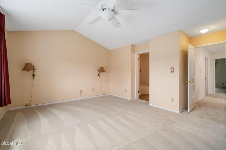 9 Ridgefield Drive, Guilderland, NY, photo 5