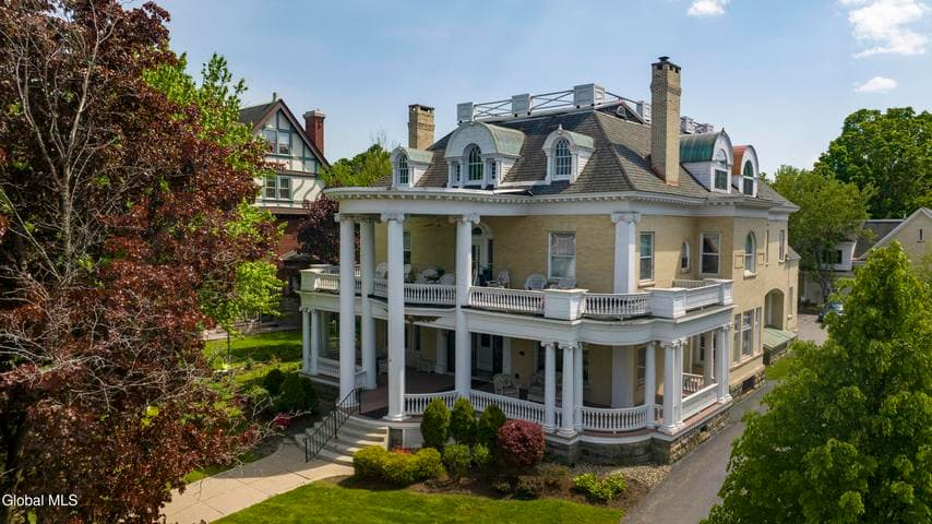 48 Union Ave #3, Saratoga Springs, NY, photo 1