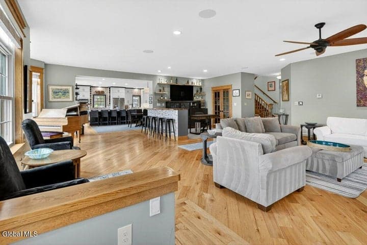 447 Krumkill Road, Bethlehem, NY, photo 3