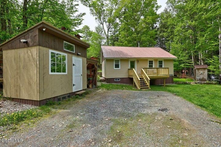 34 Lakeview Terrace, Hadley, NY, photo 1