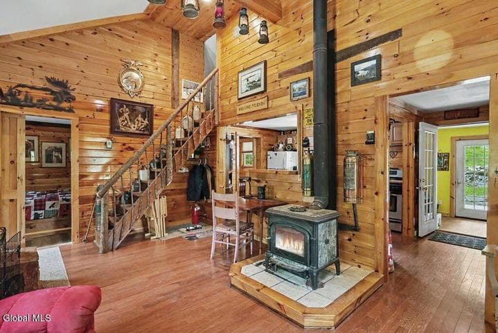 34 Lakeview Terrace, Hadley, NY, photo 4